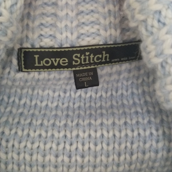 ⭐EUC⭐ Love Stitch Cable Knit Cardigan - Picture 2 of 8